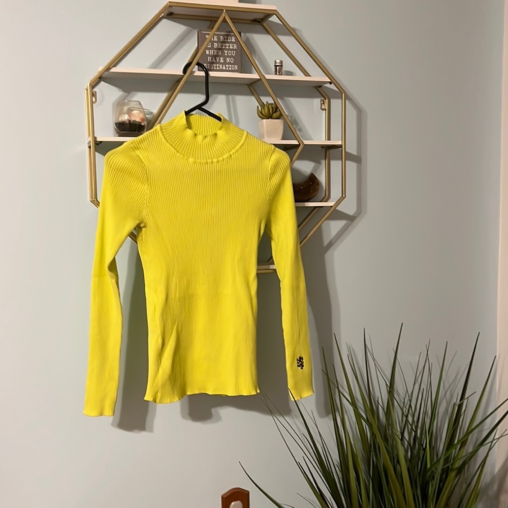 H&MxPringle Neon Ribbed Top